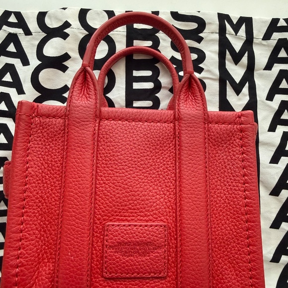 Marc Jacobs Mini Leather Tote Bag – Red – Like New ❤️ - Picture 4 of 5